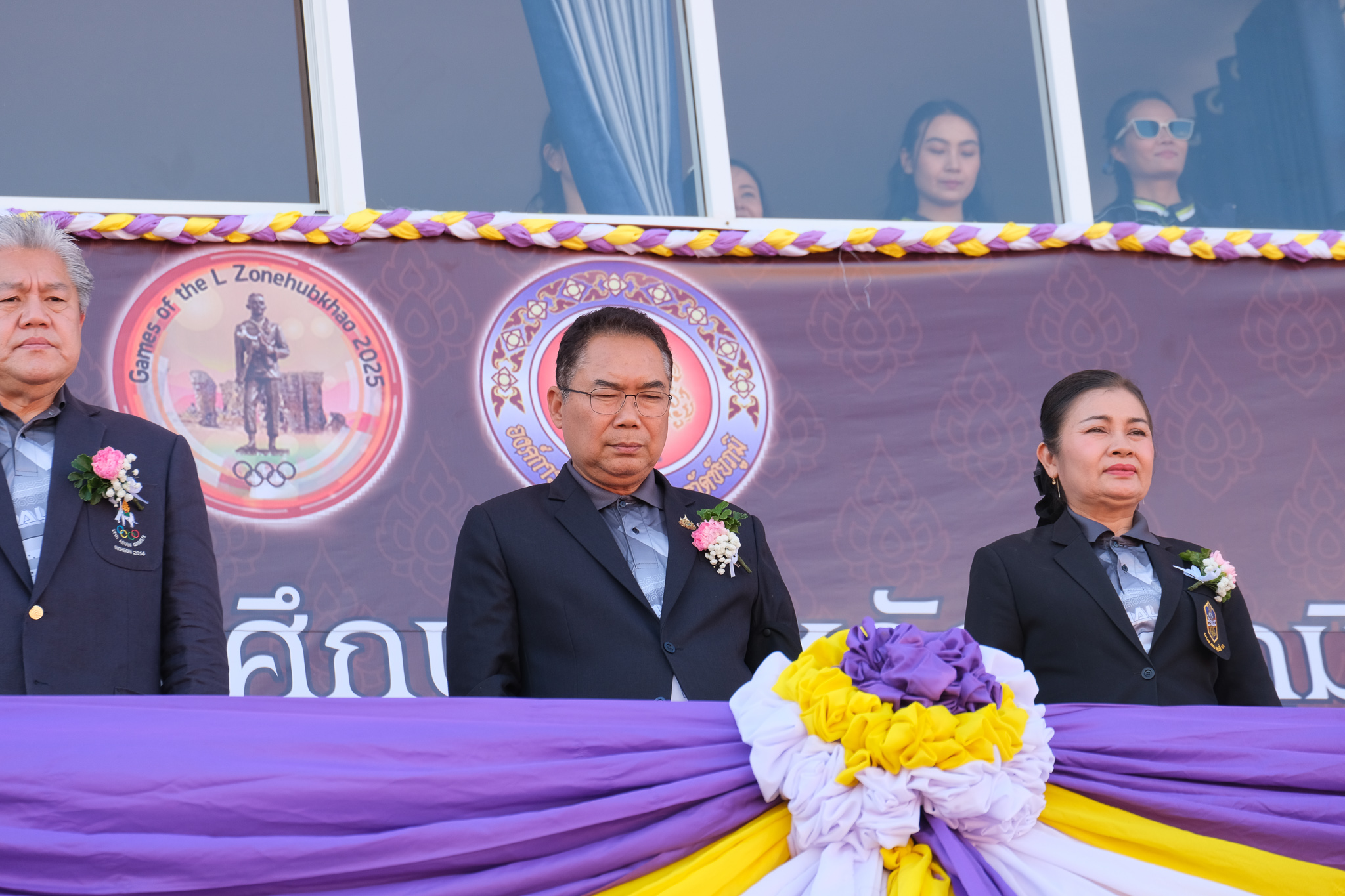 กดเครื่องหมายคำถามเพื่อดูแป้นพิมพ์ลัดที่พร้อมใช้งาน แก้ไขอัลบั้ม พิธีเปิดกีฬานักเรียนมัธยมศึกษาจังหวัดชัยภูมิ (กีฬานักเรียนโซนหุบเขา) ครั้งที่ 50 ประจำปีการศึกษา 2568 ในวันที่ 16 ธ.ค. 2568 ณ วิทยาลัยการกีฬาแห่งชาติ วิทยาเขตชัยภูมิ พูดอะไรสักหน่อย กำลังแสด