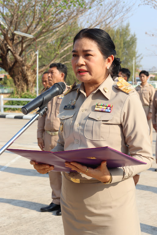 สพม.ชัยภูมิ จัดกิจกรรมเข้าแถวเคารพธงชาติ เพื่อแสดงความจงรักภักดีต่อสถาบันชาติ ศาสนา พระมหากษัตริย์ และเสริมสร้างวัฒนธรรมองค์กรให้เจ้าหน้าที่ของหน่วยงาน ให้มีทัศนคติและค่านิยมในการปฏิบัติงานอย่างซื่อสัตย์สุจริต มีจิตสำนึกที่ดี รับผิดชอบต่อหน้าที่
