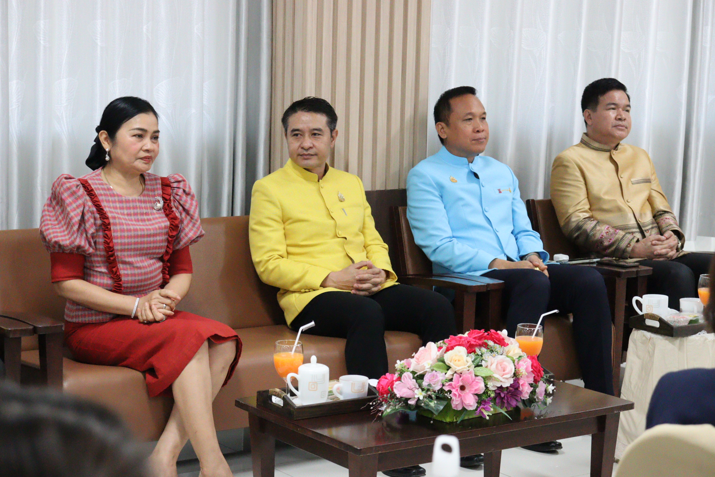 สพม.ชัยภูมิ ร่วมให้การต้อนรับ คณะผู้บริหารการศึกษา และบุคลากรทางการศึกษา สพป.สุโขทัย เขต 2 ที่ได้มาศึกษาดูงาน ณ สำนักงานเขตพื้นที่การศึกษามัธยมศึกษาชัยภูมิ