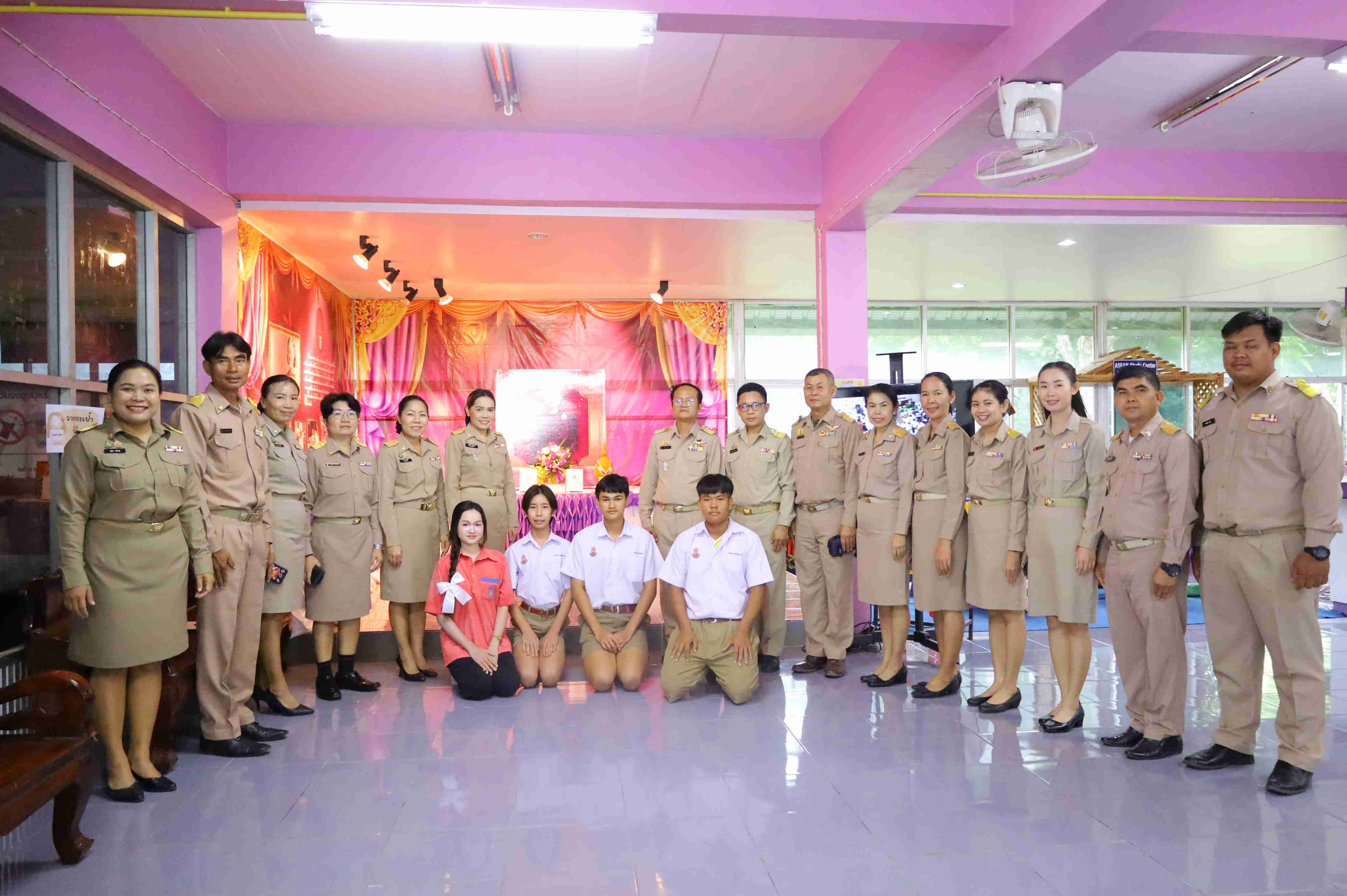 โรงเรียนเจียงทองพิทยาคม ให้การต้อนรับ คณะกรรมการนิเทศ ติดตาม โครงการส่งเสริมการอ่าน ตามรอยพระราชจริยวัตร สมเด็จพระกนิษฐาธิราชเจ้า กรมสมเด็จพระเทพรัตนราชสุดาฯ สยามบรมราชกุมารี ปีงบประมาณ พ.ศ. 2568