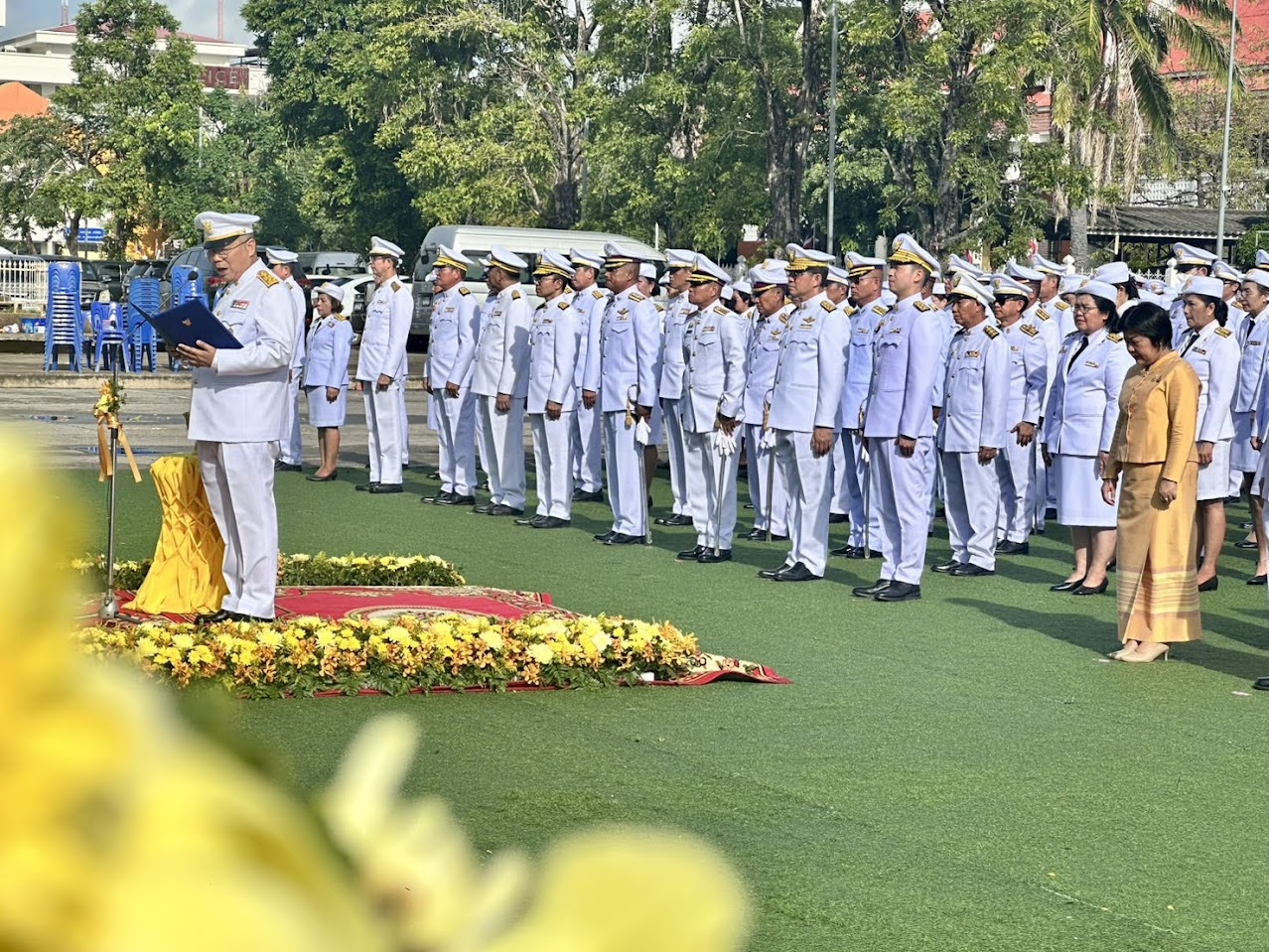 สพม.ชัยภูมิ ร่วมพิธีสวดพระพุทธมนต์และทำบุญตักบาตร ถวายเป็นพระราชกุศลเนื่องในวันนวมินทรมหาราช วันคล้ายวันสวรรคตพระบาทสมเด็จพระบรมชนกาธิเบศร มหาภูมิพลอดุลยเดชมหาราชบรมนาถบพิตร พร้อมร่วมพิธีวางพวงมาลา