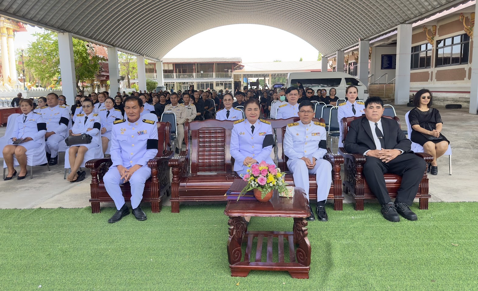 ผอ.สพม.ชัยภูมิ ให้เกียรติเป็นประธานพิธีพระราชทานเพลิงศพเป็นกรณีพิเศษ คุณแม่ผมแพง วิญญาเย็น